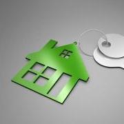 A clip art photo of a house and set of keys. Courtesy of Pixabay. 